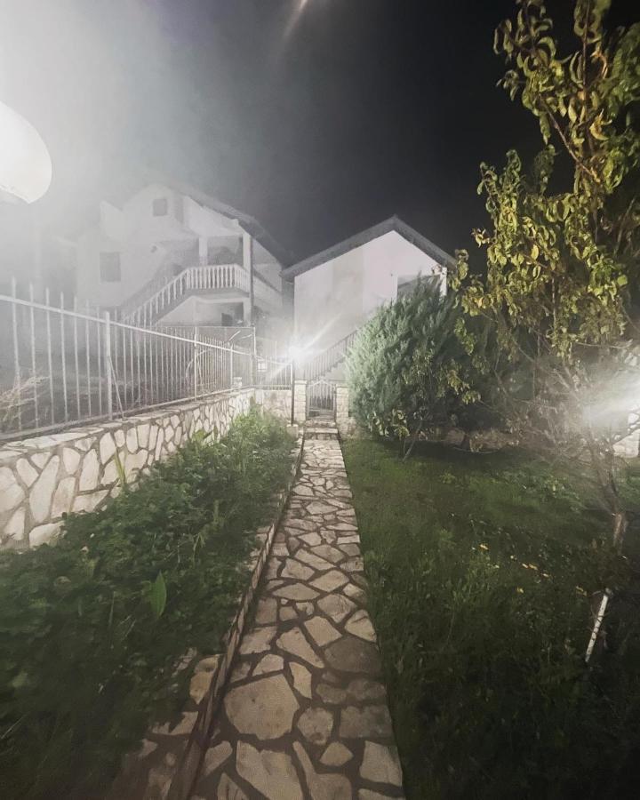 Apartments in villa Viktoria Sutomore Esterno foto