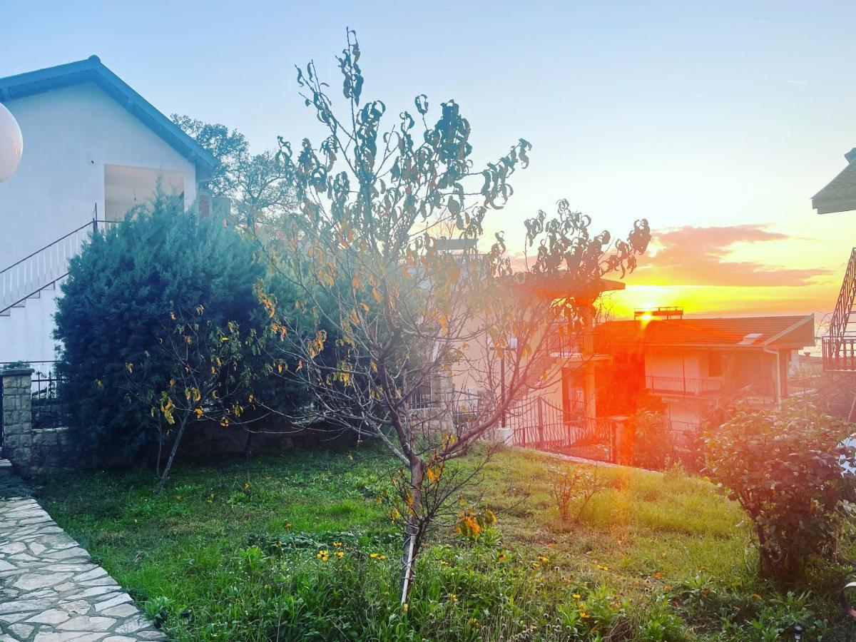 Apartments in villa Viktoria Sutomore Esterno foto