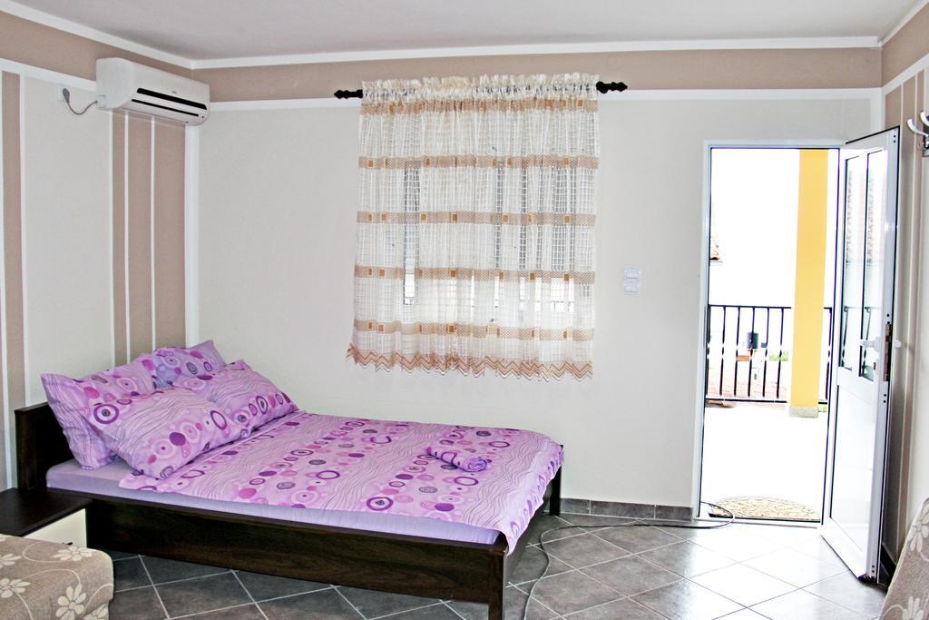 Apartments in villa Viktoria Sutomore Esterno foto